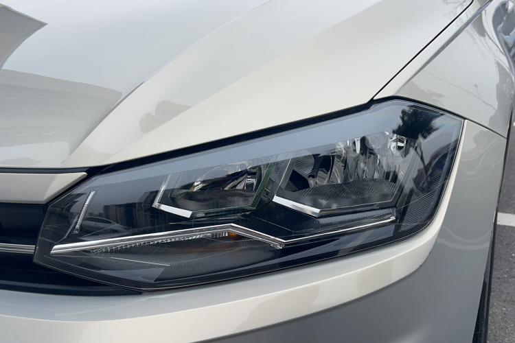 Volkswagen Polo 2019 car image #14
