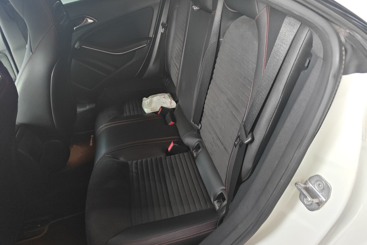 Mercedes-Benz CLA Class (Imported) 2018 #14 Mercedes-Benz CLA Class (Imported) 2018 immagine di auto #14