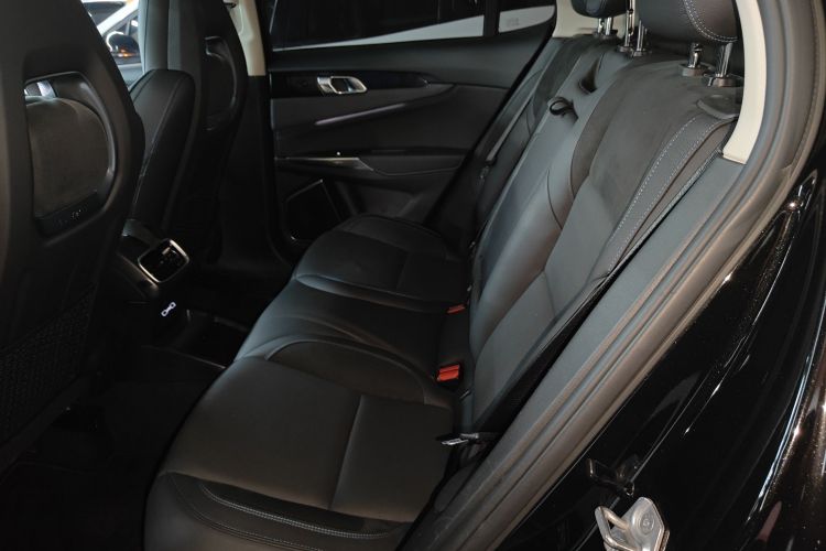 Lynk & Co 01 EM-P 2018 car image #14