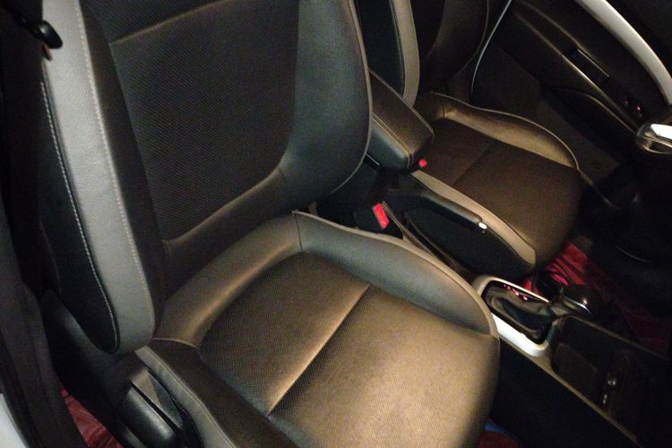 起亚 奕跑 2023 汽车图片 #14