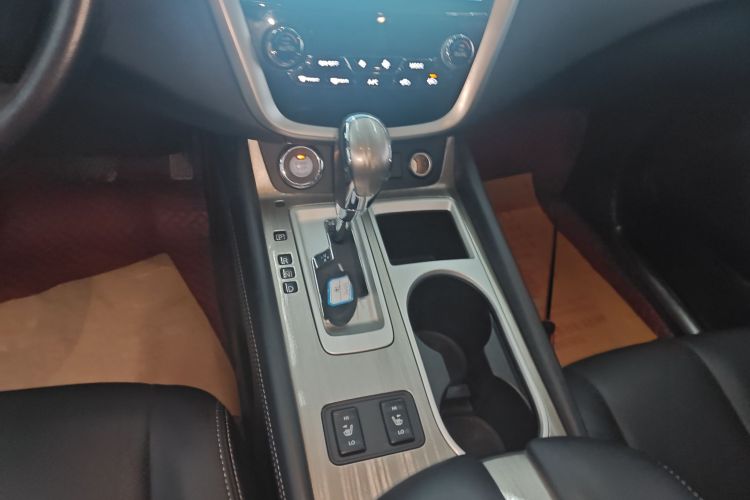 Nissan Murano 2020 изображение автомобиля #14