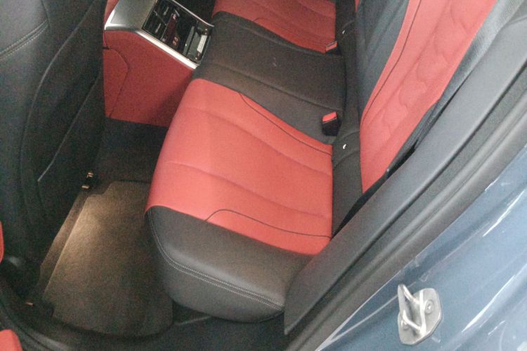 BMW 8 Series 2021 #14 BMW 8 Series 2021 car image #14