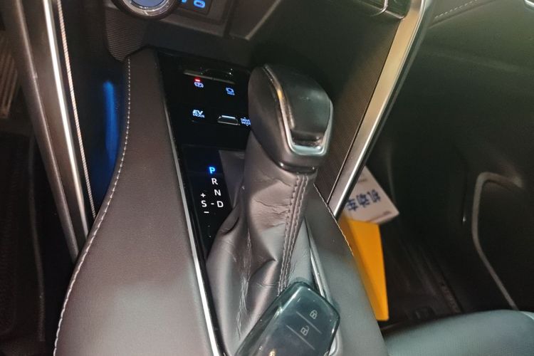 Toyota Harrier 2022 car image #14