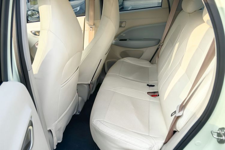 零跑汽车 零跑T03 2024 汽车图片 #14