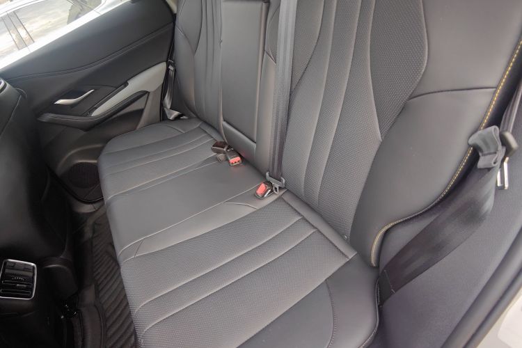 BYD Sea Lion 05 DM-i 2025 image de voiture #14