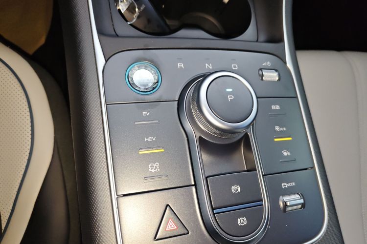 BYD Destroyer 05 2024 car image #14