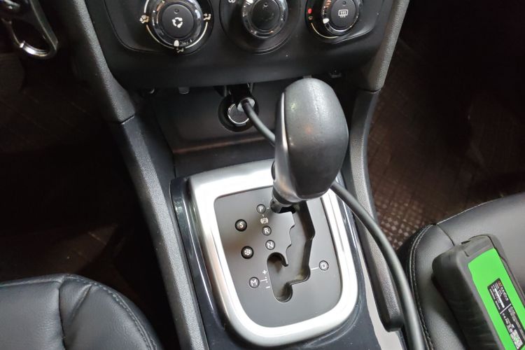 Citroen C4L 2017 #14 Citroen C4L 2017 car image #14