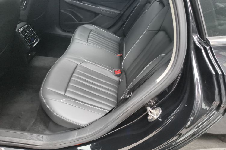Volkswagen Passat 2023 #14 Volkswagen Passat 2023 car image #14
