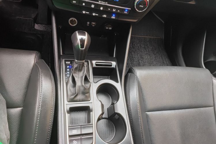 Hyundai Tucson 2016 car image #14