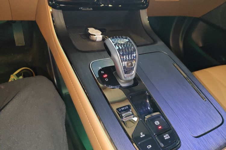 GAC Trumpchi ES9 2023 car image #14