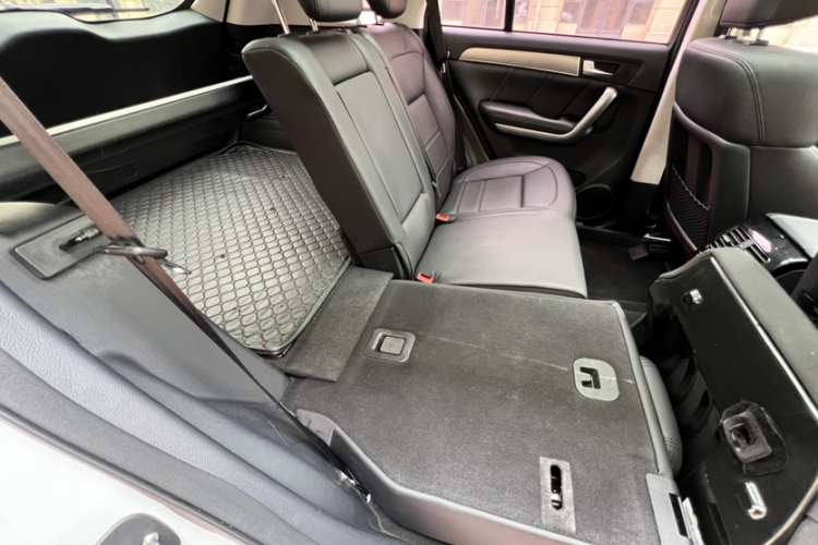 Haval H8 2018 car image #14