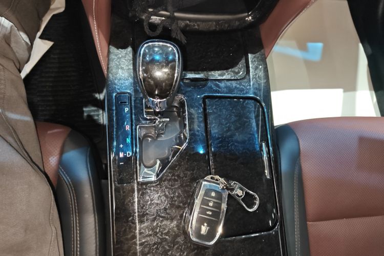 丰田 皇冠 2018 汽车图片 #14