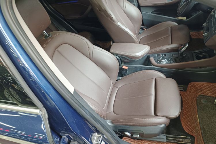 BMW X1 2021 immagine di auto #14