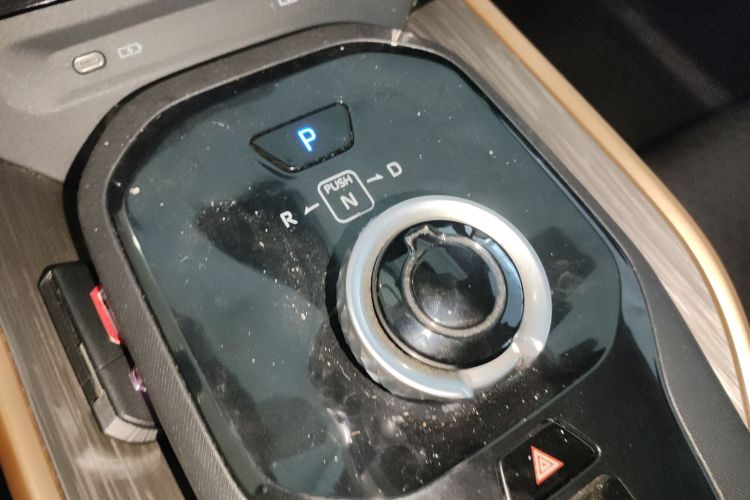 Toyota bZ3 2023 immagine di auto #14