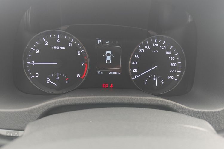 Hyundai Elantra AD 2019 image de voiture #14