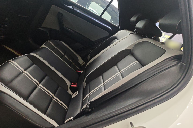 T-Roc 2023 car image #14