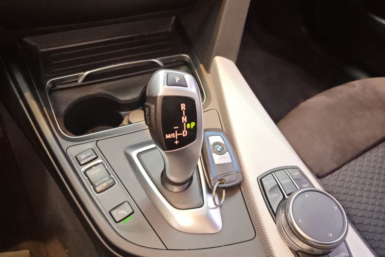 BMW 4 Series 2019 #14 BMW 4 Series 2019 car image #14