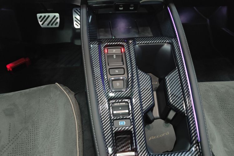 Honda Accord New Energy 2025 car image #14