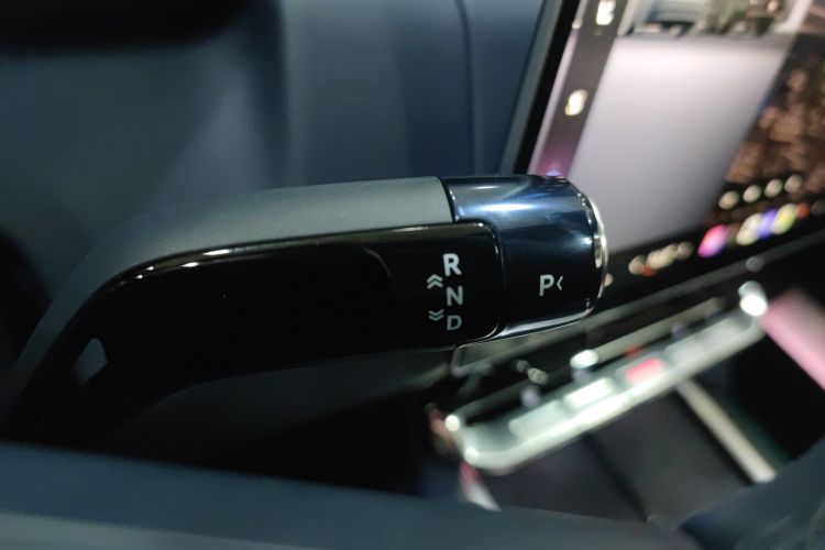 Zeekr 9X 2025 car image #14