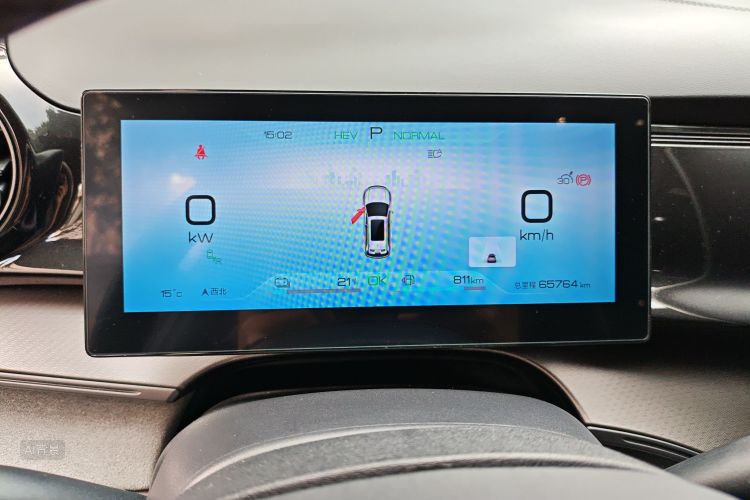 BYD Frigate 07 2023 #14 BYD Frigate 07 2023 car image #14