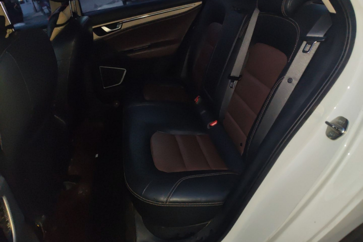 GEELY Emgrand GL 2018 car image #14