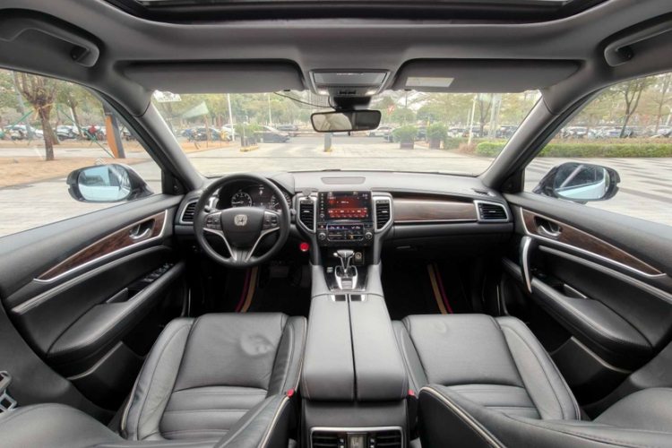 Honda UR-V 2018 #14 Honda UR-V 2018 car image #14