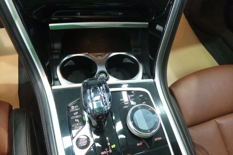 BMW 8 Series 2020 #14 BMW 8 Series 2020 car image #14