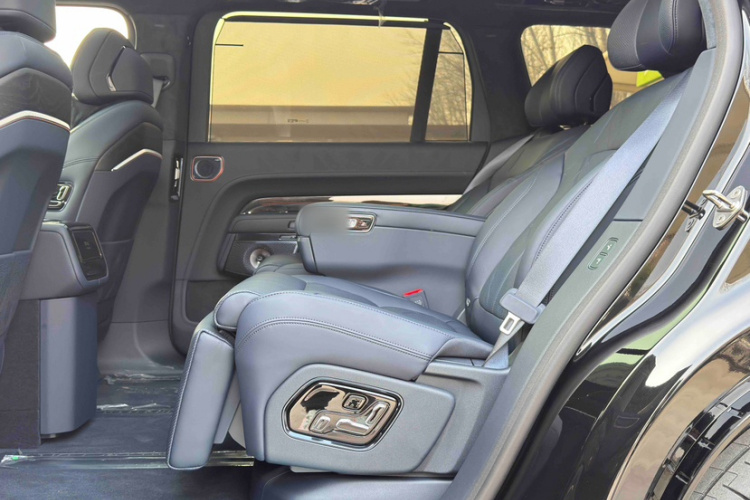 Zeekr 9X 2025 car image #14