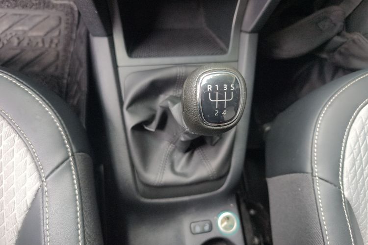 Skoda Yeti 2017 car image #14