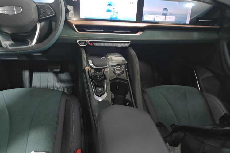GEELY 2025 immagine di auto #14