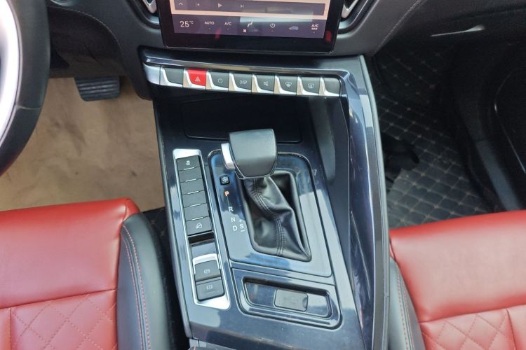 T5 2019 #14 T5 2019 car image #14