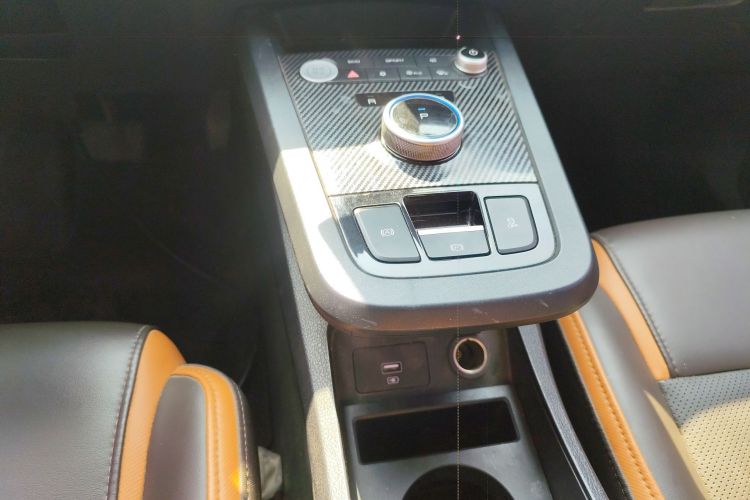 BYD e2 2021 #14 BYD e2 2021 صورة سيارة #14