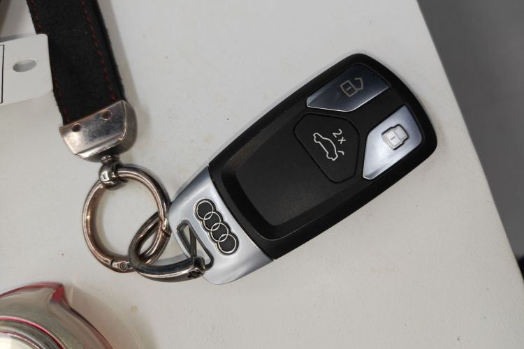 Audi Q5L Sportback 2021 #14 Audi Q5L Sportback 2021 immagine di auto #14