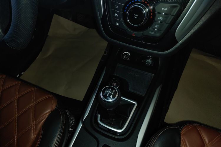 SWM斯威汽车 SWM斯威X3 2019 #14 SWM斯威汽车 SWM斯威X3 2019 汽车图片 #14