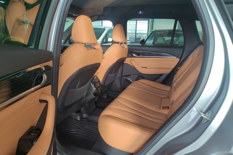GEELY Monjaro 2024 car image #14