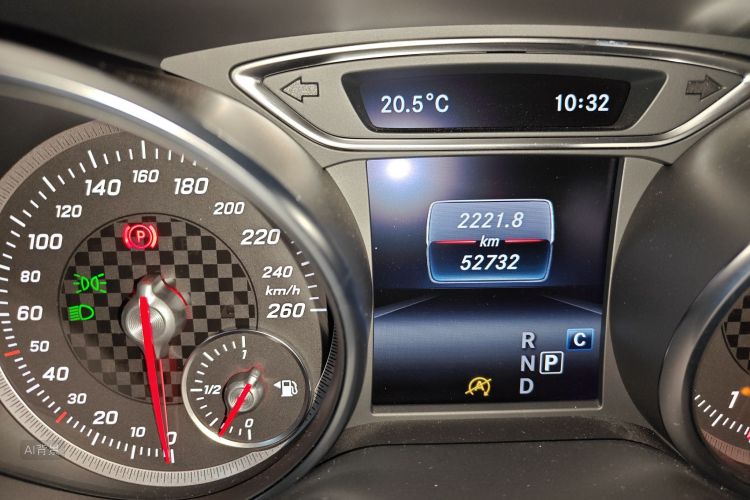 Mercedes-Benz A Class (Imported) 2018 imagem de carro #14