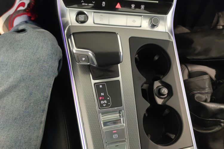 Audi A6 (Imported) 2023 изображение автомобиля #14