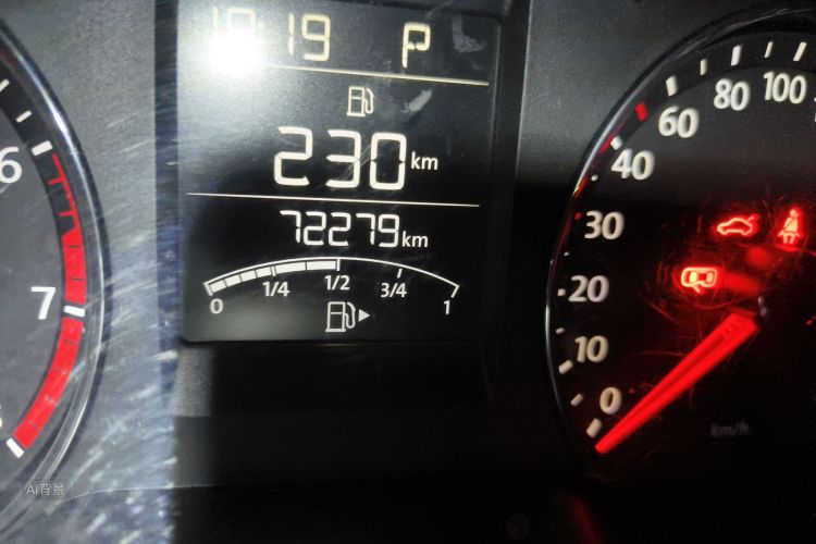 Volkswagen Polo 2014 car image #14