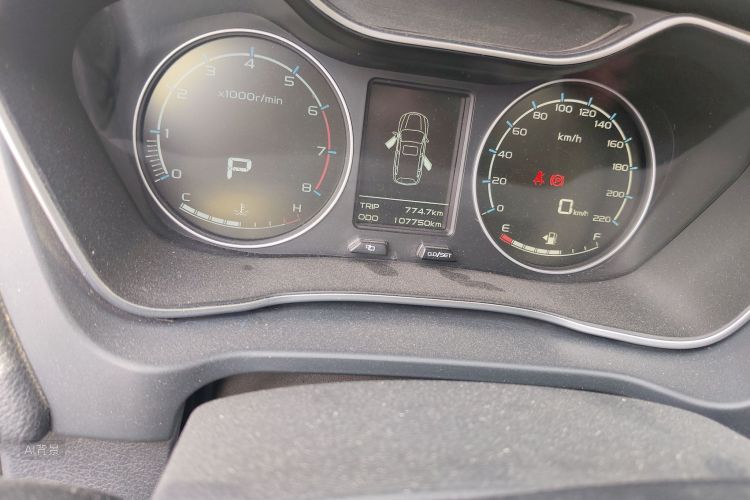 GEELY Vision X6 2018 car image #14