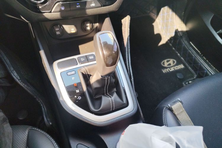 Hyundai ix25 2019 car image #14