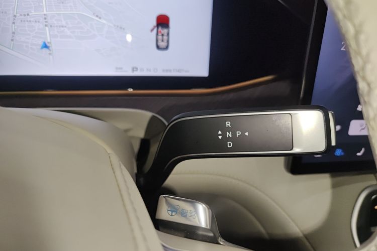 Denza N9 2025 immagine di auto #14