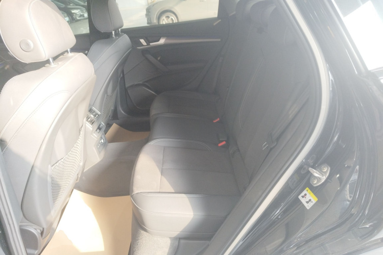 Audi Q5L Sportback 2023 car image #14