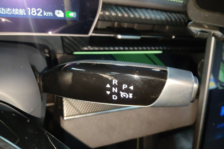 哪吒汽车 哪吒GT 2023 #14 哪吒汽车 哪吒GT 2023 汽车图片 #14