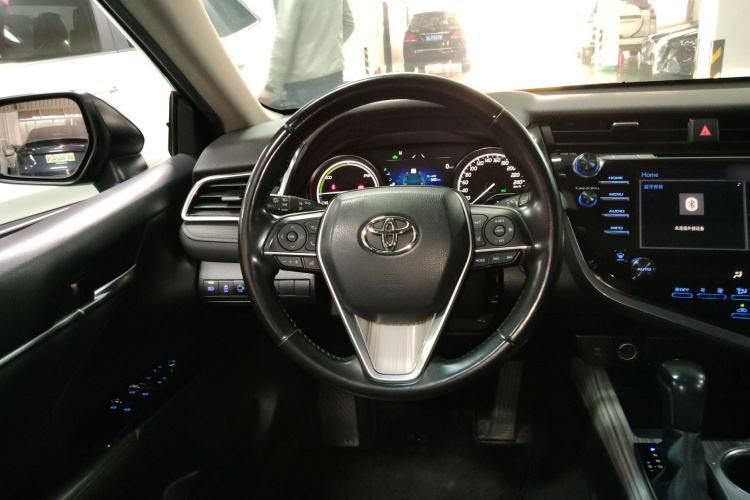 Toyota Camry 2018 car image #14