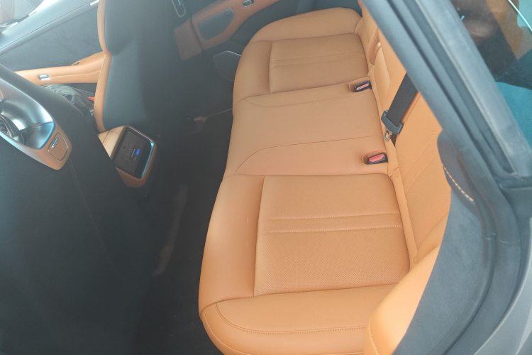 小米汽车 小米YU7 2025 汽车图片 #14