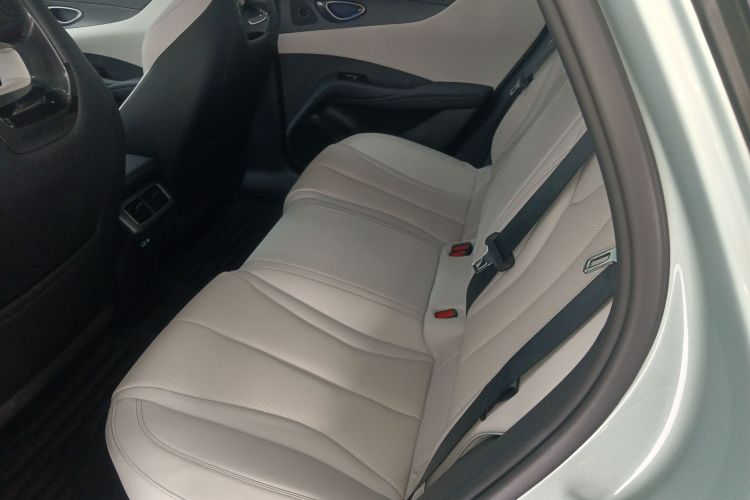 BYD Seal 06 New Energy 2025 car image #14