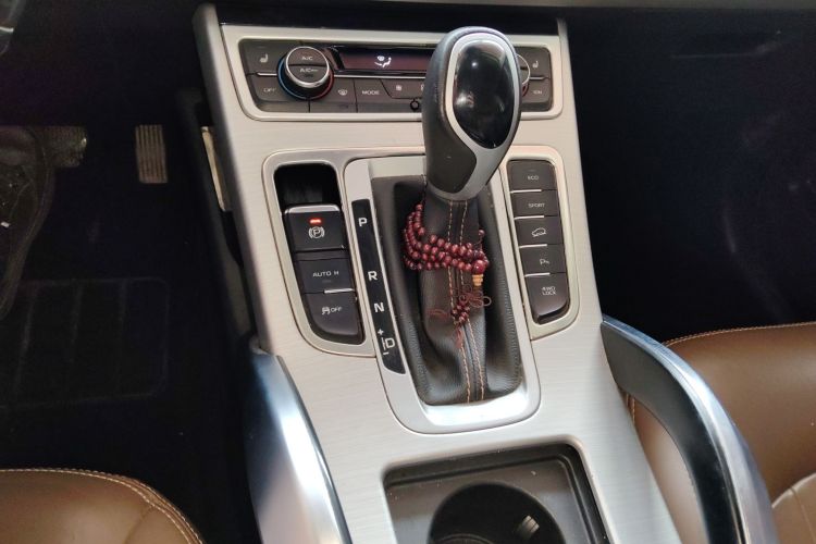 GEELY Boyue 2016 car image #14