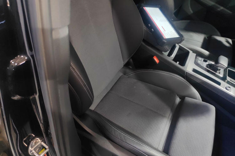 Audi Q5L Sportback 2023 #14 Audi Q5L Sportback 2023 car image #14