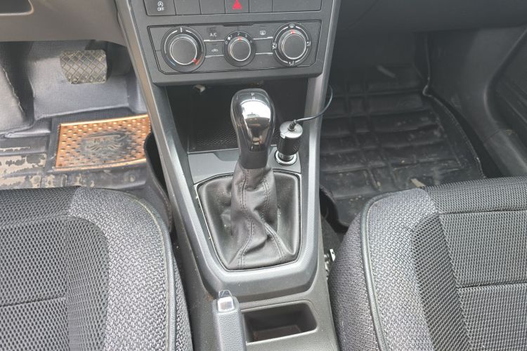 Volkswagen T-Cross 2020 car image #14
