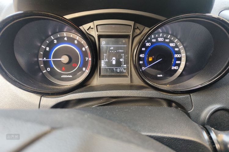 Changan CS15 2018 #14 Changan CS15 2018 imagem de carro #14